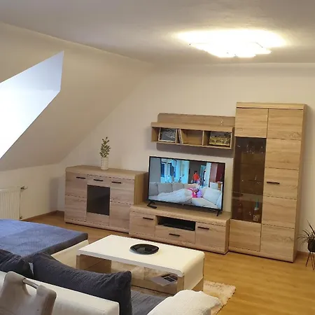 Linda Apartament *